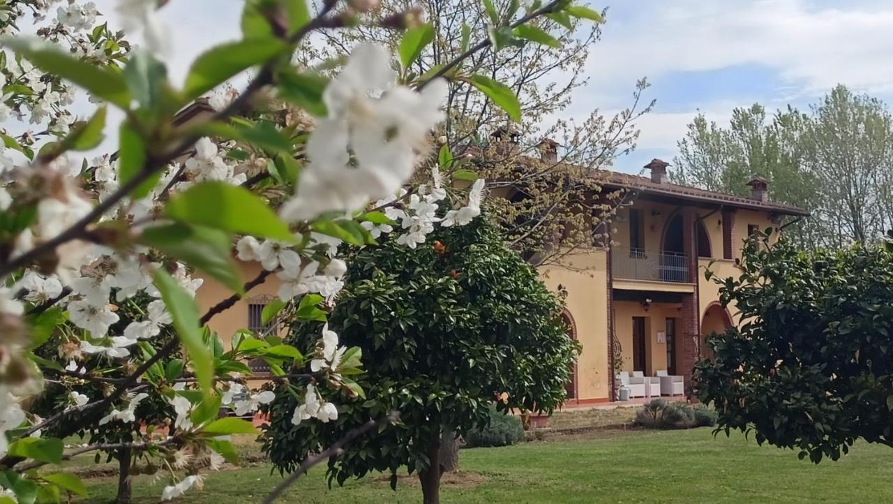 Il Chiassetto Agriturismo No Kids Villa Cascina Bagian luar foto